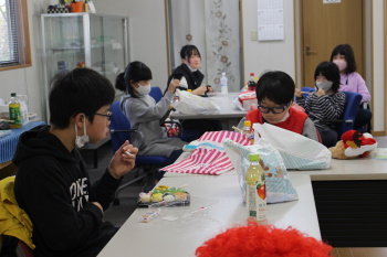 パソコン教室ドルフィン2022クリスマス会風景06