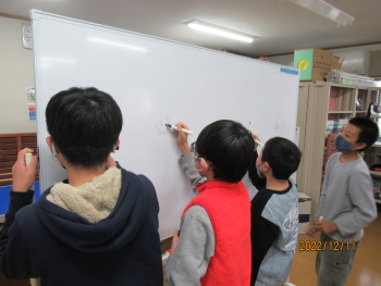 パソコン教室ドルフィン2022クリスマス会風景27