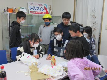 パソコン教室ドルフィン2022クリスマス会風景39